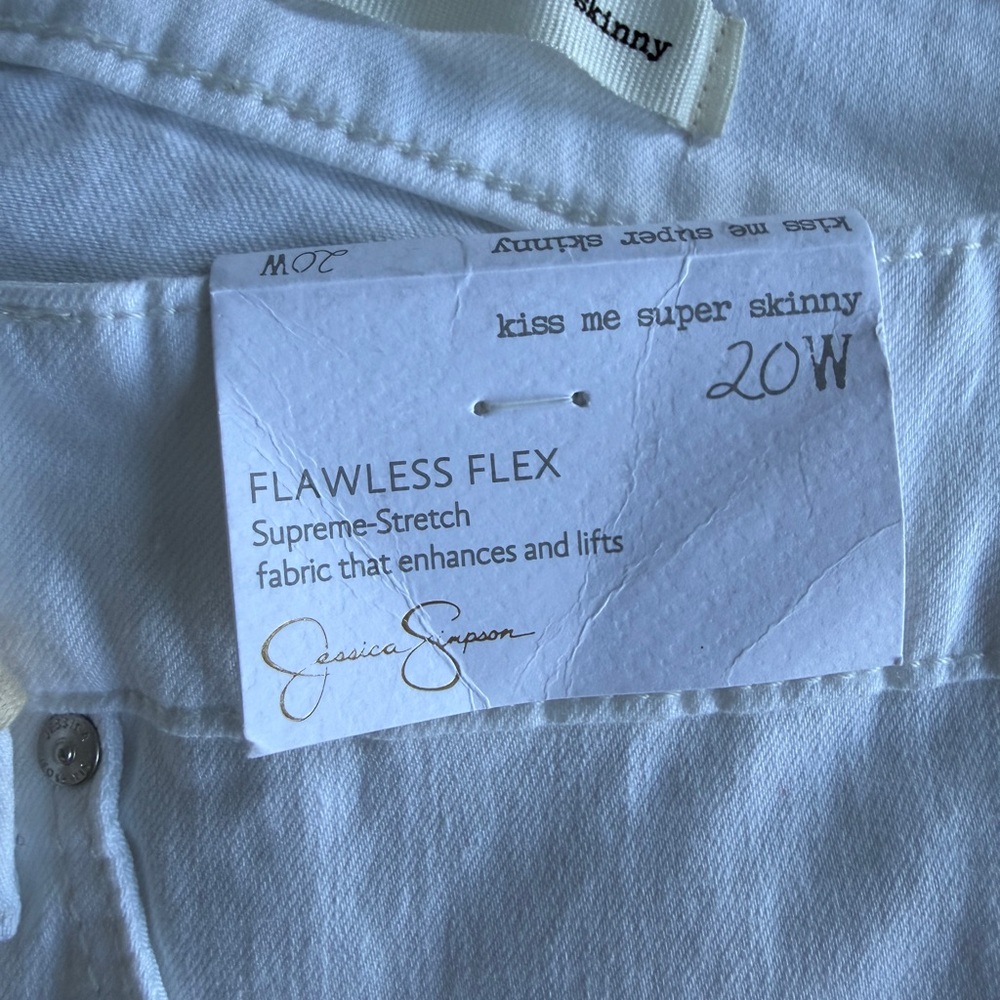 NWT Jessica Simpson Plus Size Super Skinny White Jeans 20W Flawless Flex Stretch - Picture 7 of 14